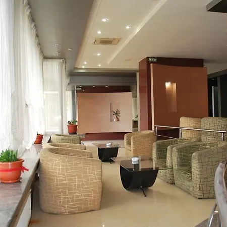 Royal فندق كونستانتا