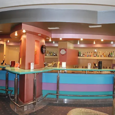 Royal Hotel